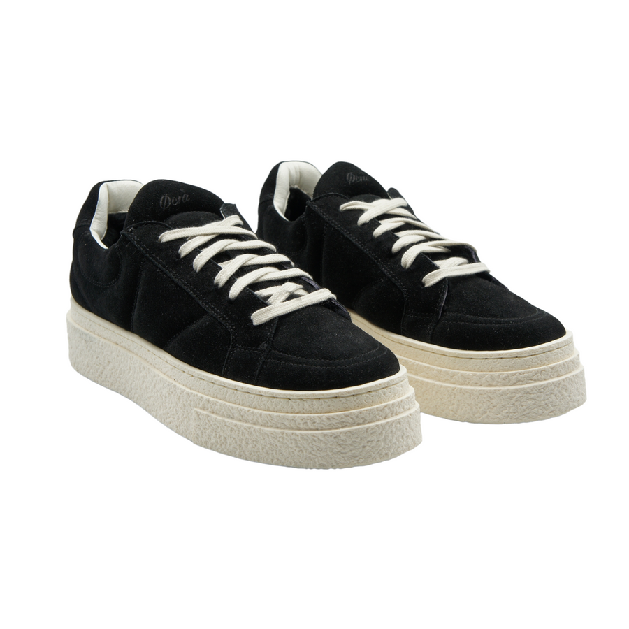 Lace-Up Sneakers W110